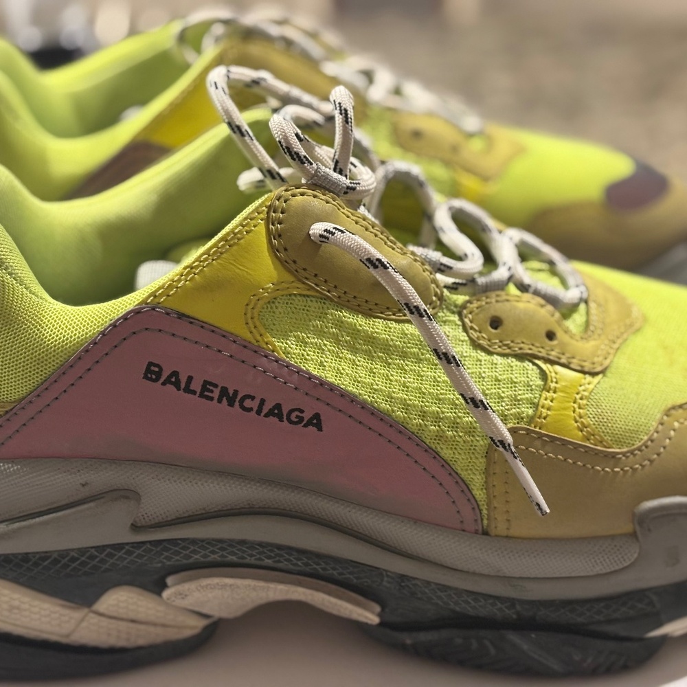 Men’s sneakers